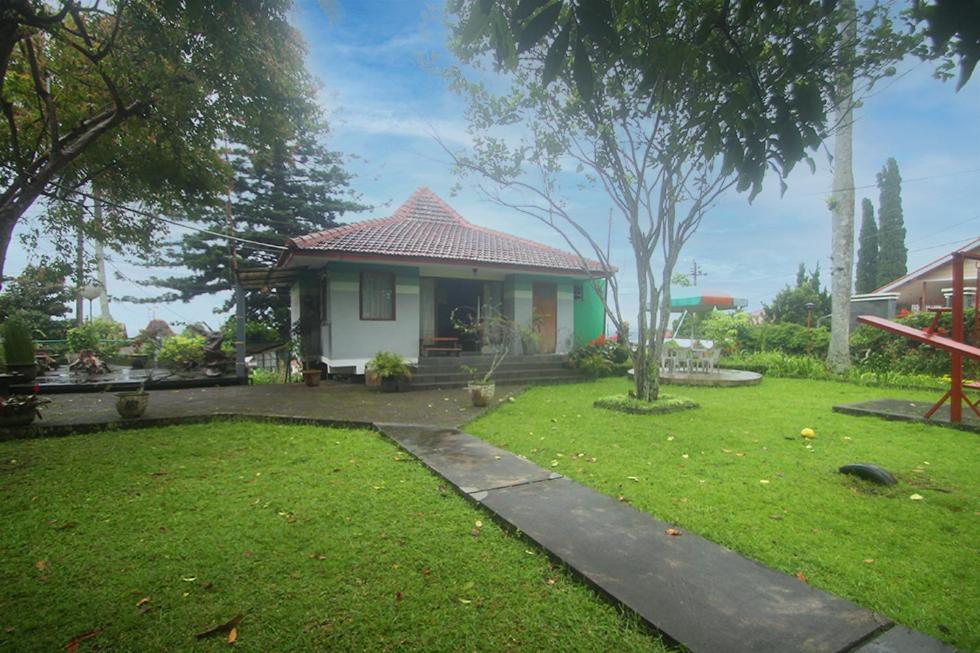 Hotel Villa Rawa Pening Pratama By Aparian Bandungan Ngoại thất bức ảnh